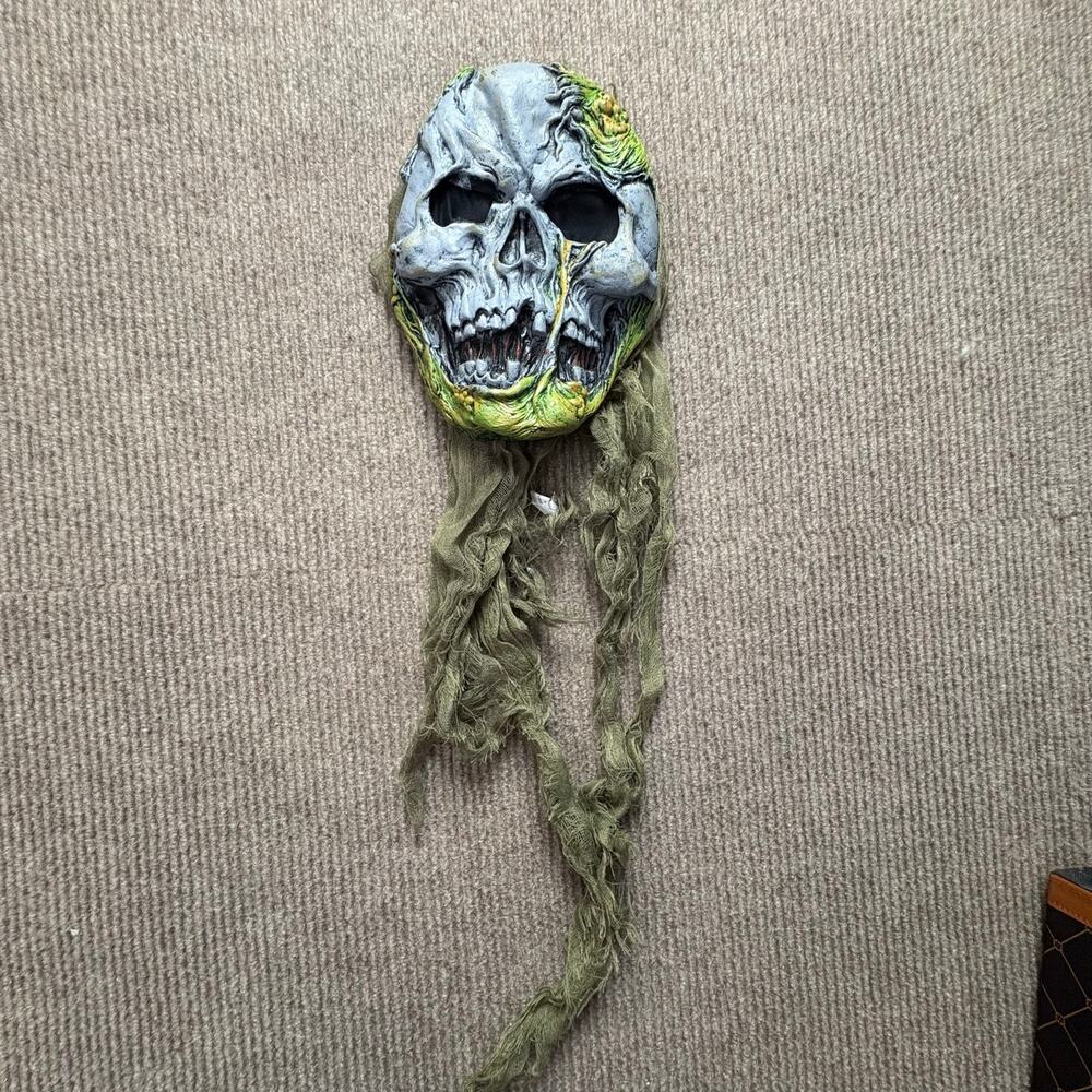 Easter Unlimited Zombie Skull Mask